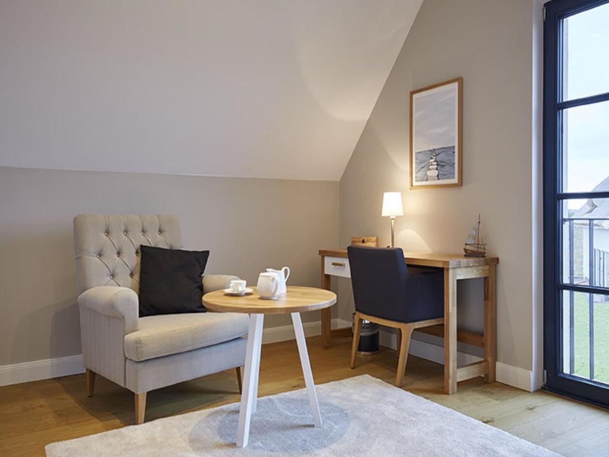 Reetland Am Meer - Premium Reetdachvilla Mit 3 Schlafzimmern, Sauna Und Kamin F14 Dranske Εξωτερικό φωτογραφία